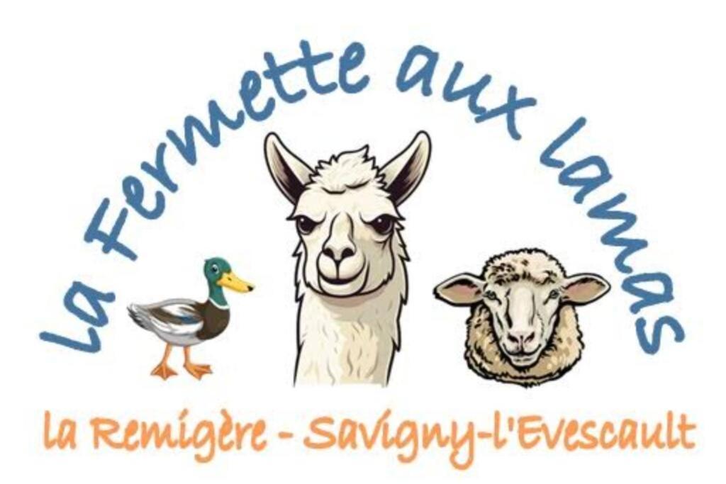 La Fermette Aux Lamas Savigny-Lévescault Exterior photo
